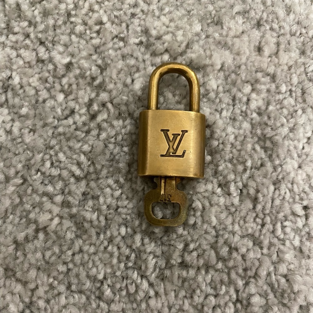 Louis Vuitton lock and key #317